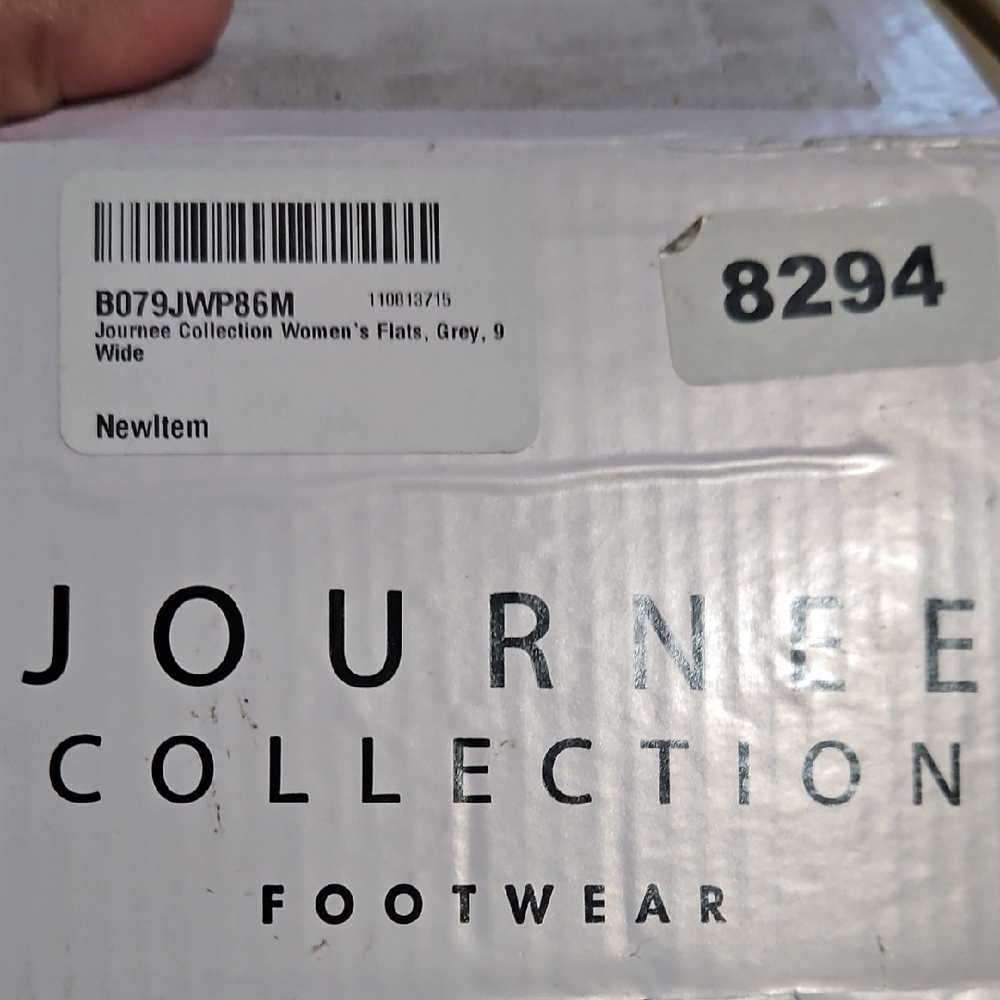 Journee‎ Collection Women's Flats - Gray